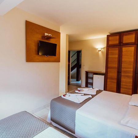 Velinn Pousada Villa Caicara Ilhabela Buitenkant foto