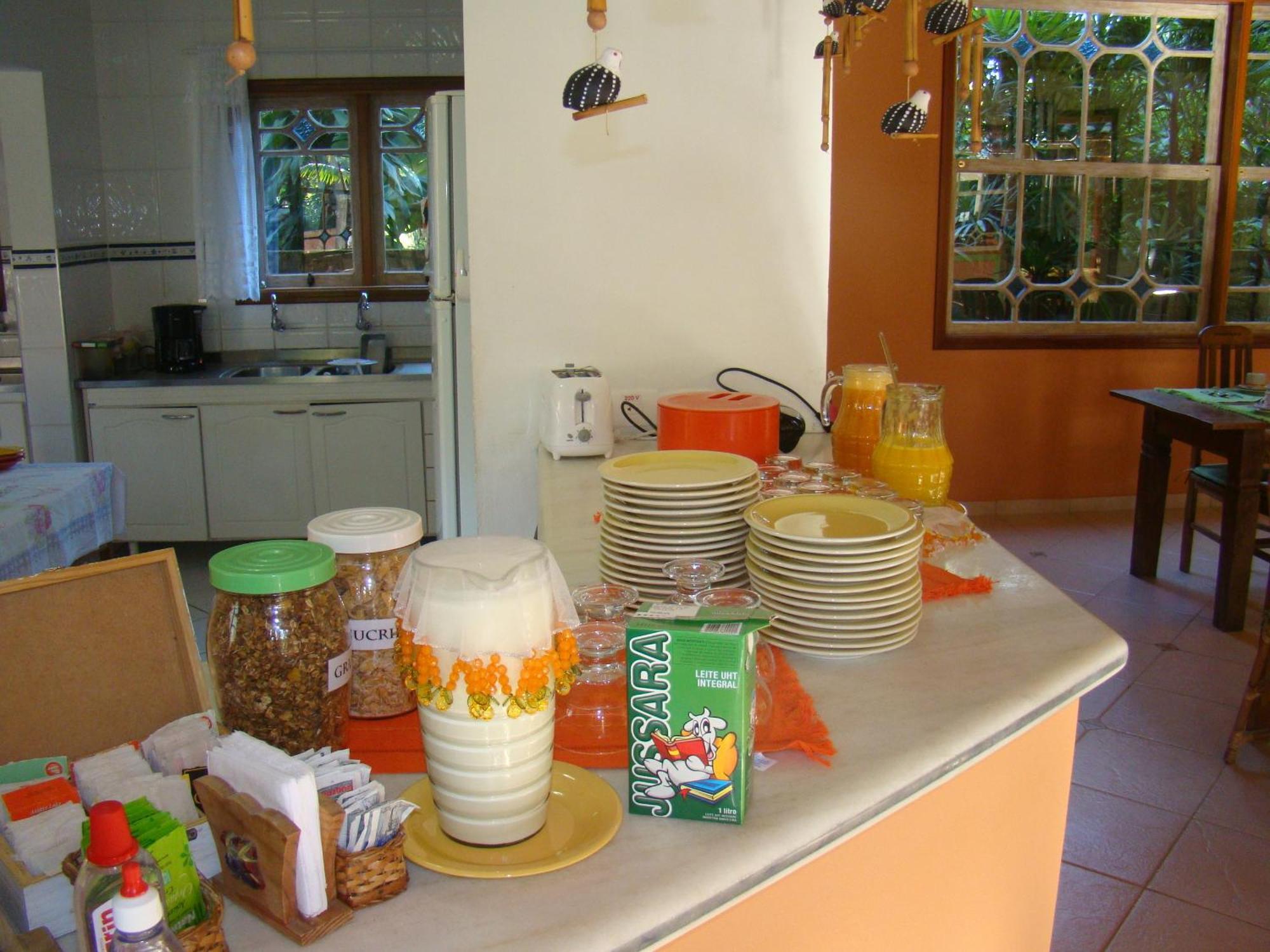 Velinn Pousada Villa Caicara Ilhabela Buitenkant foto